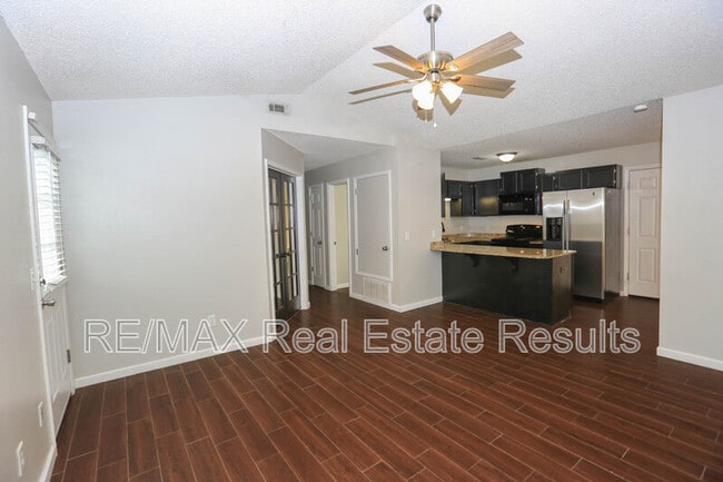 Building Photo - 3235 W Wildflower St