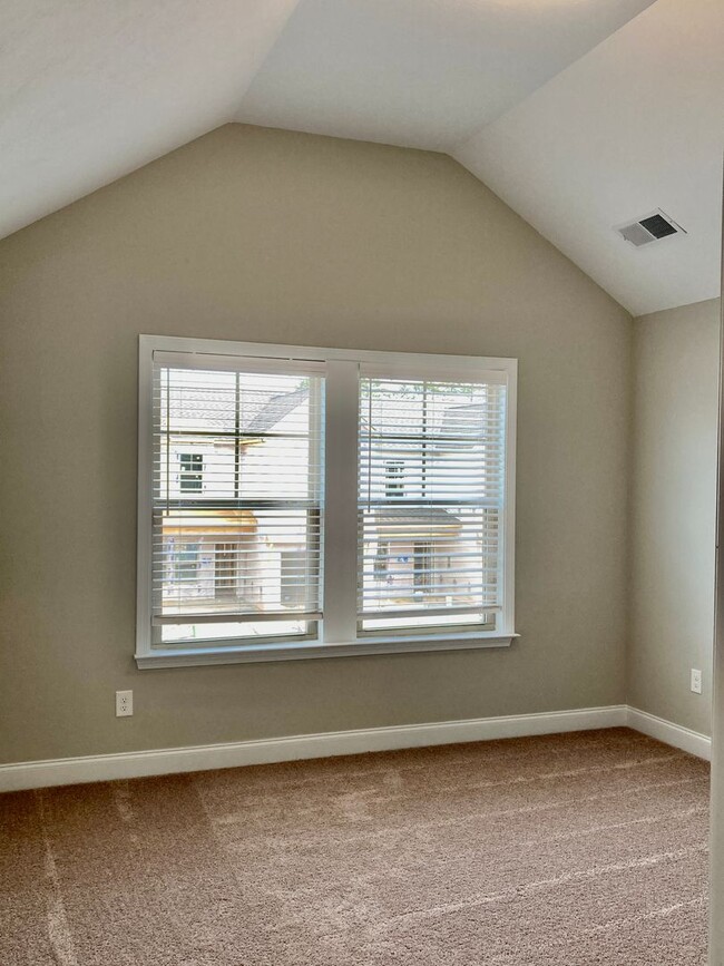 Building Photo - Beautiful New Construction Townhome in Grovetown