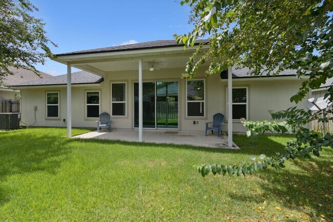 Building Photo - Charming 3-Bedroom Home in The Hideaway – ...