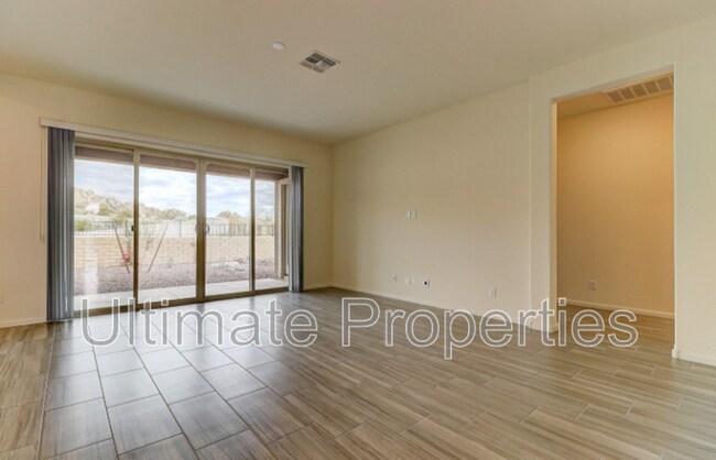 Building Photo - 18526 W Desert Trumpet Rd