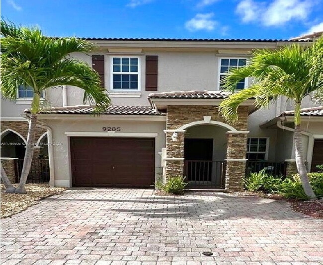 Primary Photo - 9285 SW 220th Terrace