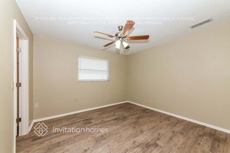 Building Photo - 5886 Tyler Rd