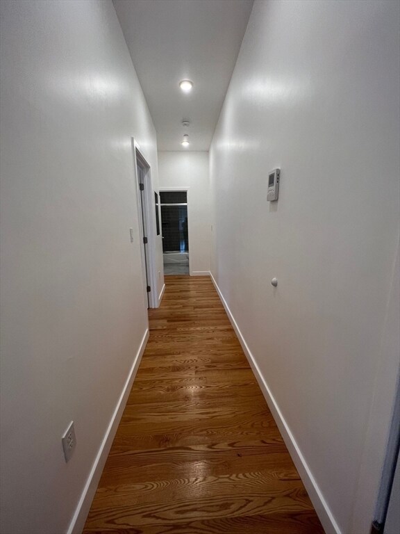 Building Photo - 64 Market St