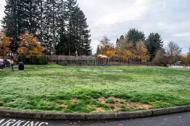 Building Photo - 10512 140th St Ct E