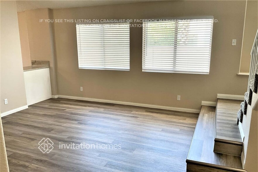 Building Photo - 3301 Hyannis Cir