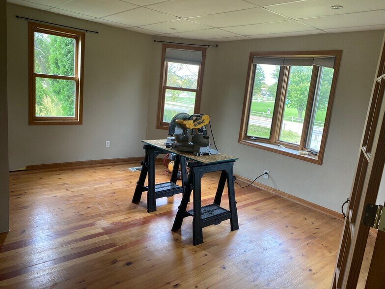 Building Photo - 6861 Cross Country Rd