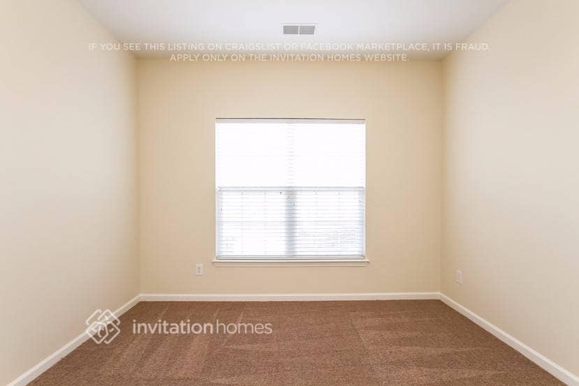 Building Photo - 9834 Edinburgh Ln