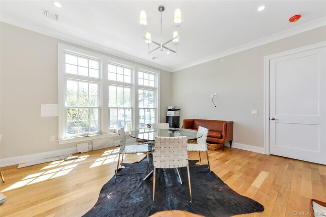 Building Photo - 601 Grist Mill Cir