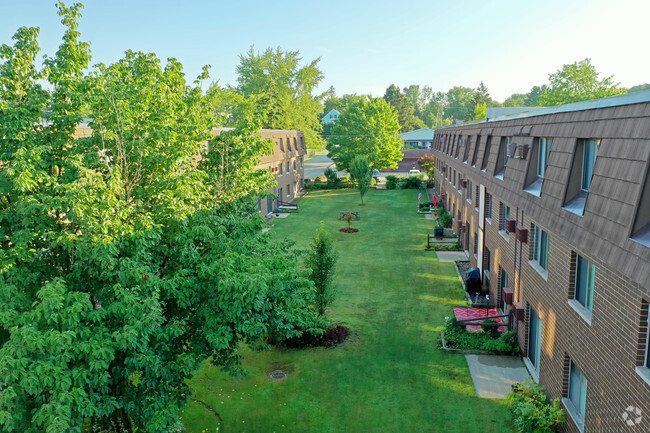 Building Photo - Middlefield Village Apartments