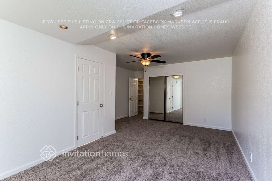 Building Photo - 10256 Octavia Way