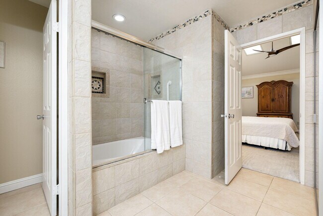 Building Photo - 76761 Chrysanthemum Way