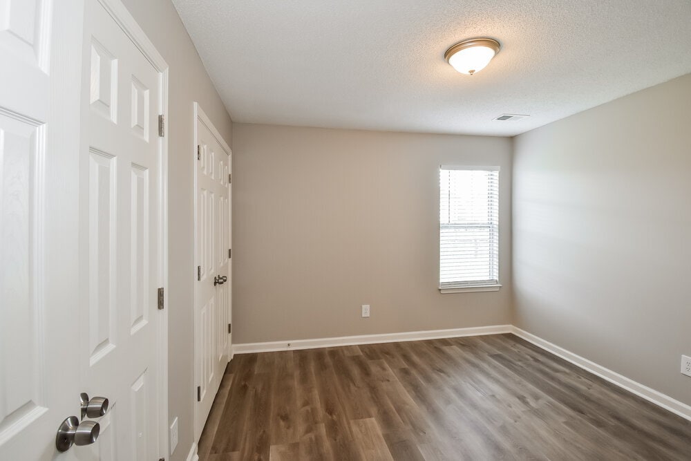 Building Photo - 7776 Gosbrook Ln