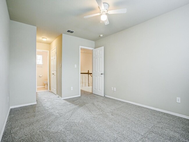 Building Photo - 4528 Sycamore Dr