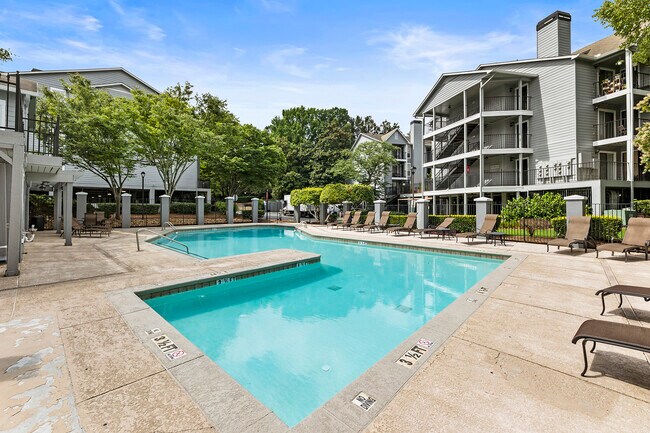 Building Photo - 210 Granville Ct