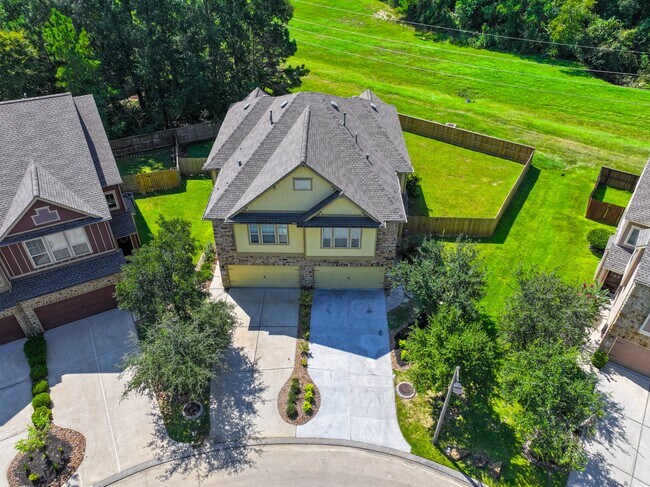 Building Photo - 118 Cheswood Manor Drive