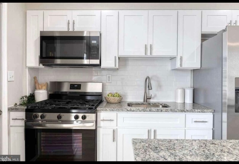 Building Photo - 1629 Searles Rd