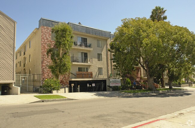 Primary Photo - Hollywood Apartments