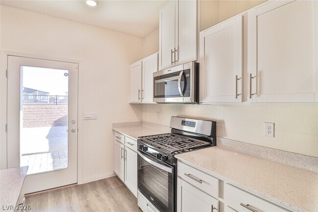 Building Photo - 7476 Crystal Harbor Ave