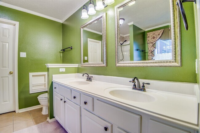 Building Photo - 20515 Spring Aspen Ln