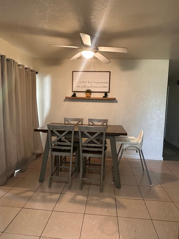 Building Photo - 930 Hartley Ln