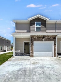 Building Photo - 3385 Polly Dr