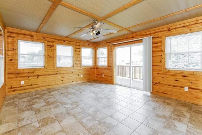 Building Photo - 5029 Lee Rd