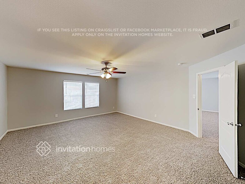 Building Photo - 513 Zander Woods Ct