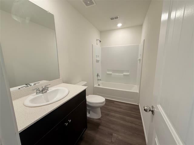 Building Photo - 2833 Highgarden Trl