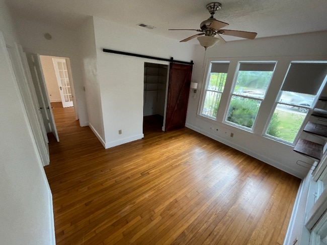 Building Photo - 9100 Georgian Dr