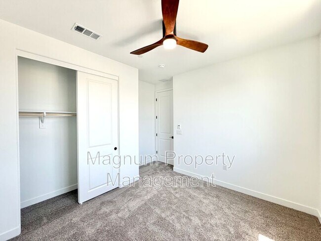 Building Photo - 29561 Monarch Rd