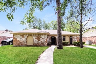 Building Photo - 7206 Foxmar Ln