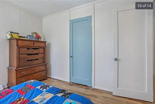 Building Photo - 2 Bed 1 Bath rare to rent!