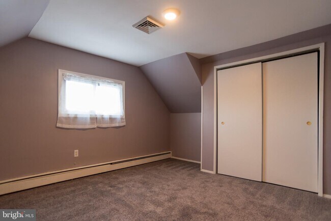 Building Photo - 68 Nettletree Ln