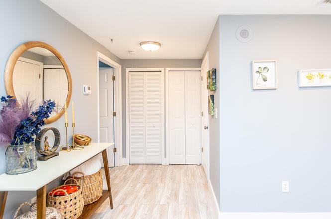 Building Photo - 3500 Coral Way