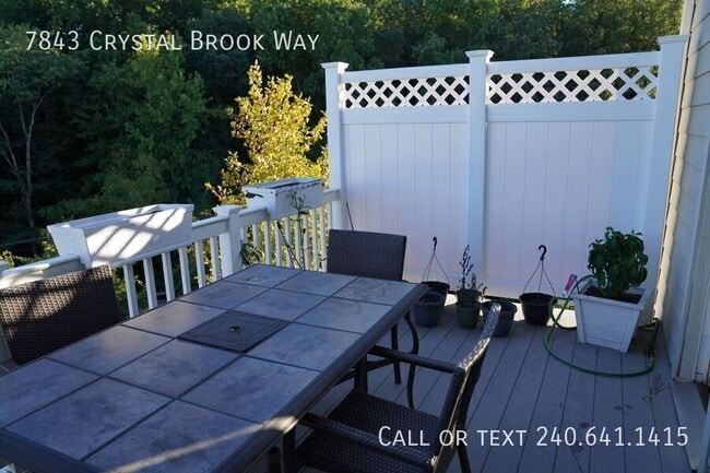 Building Photo - 7843 Crystal Brook Way