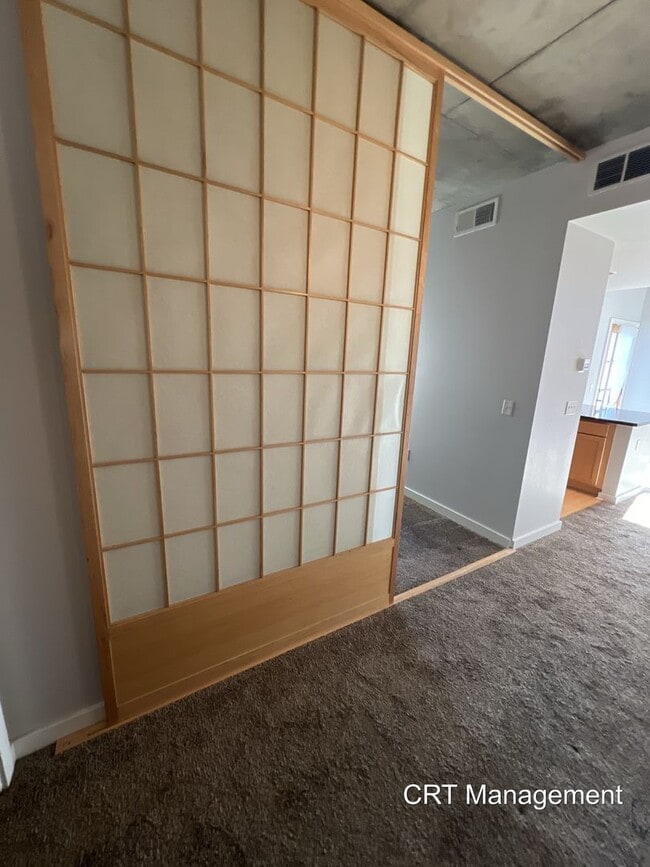 Building Photo - Charming 1 Bed, 1 Bath Condo Available in Cherry Creek