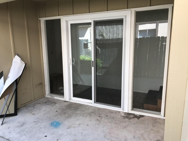 Building Photo - 6692 Trigo Rd