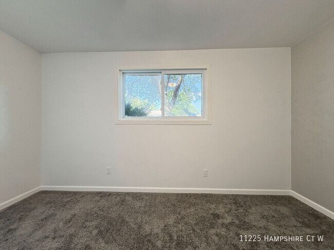 Building Photo - 11225 Hampshire Ct W