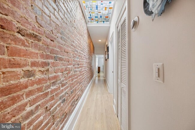 Building Photo - 2025 13th St NW