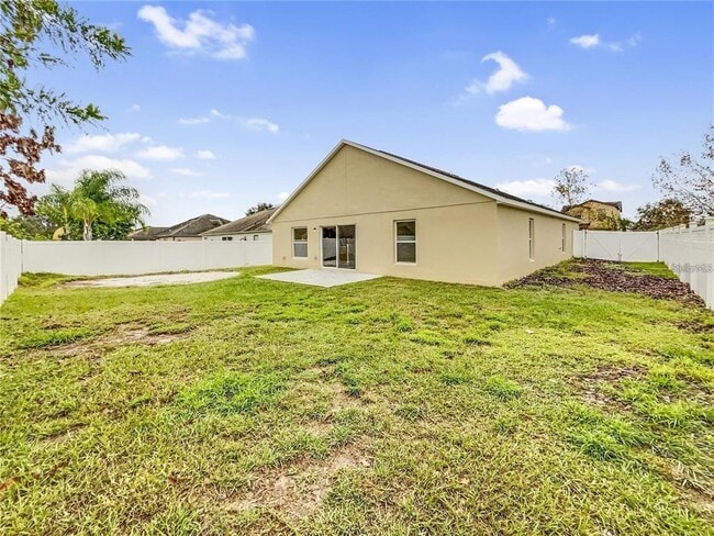 Building Photo - 4655 Doral Park Ave