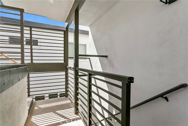 Building Photo - 913 E Balboa Blvd