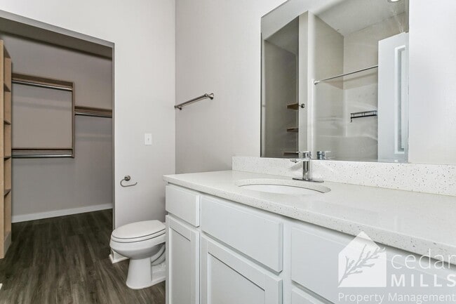 Building Photo - Maize 3 bed 2 bath!