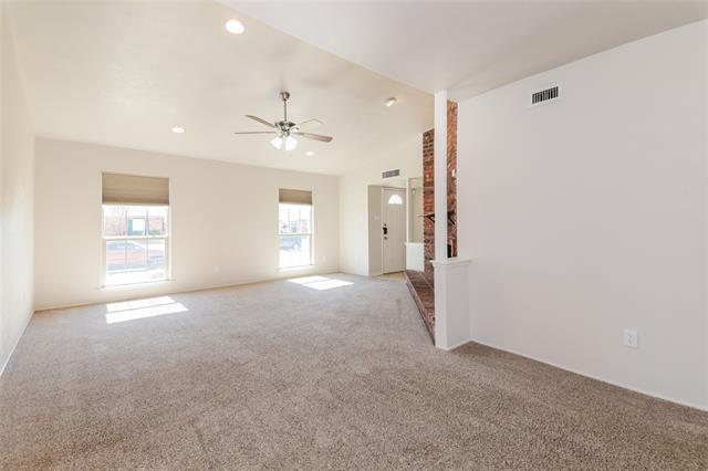 Building Photo - 713 Arbor Downs Dr