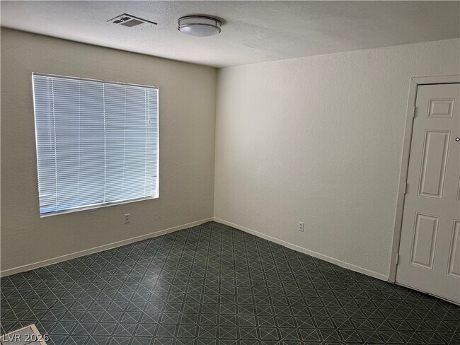 Building Photo - 3838 Terrazzo Ave
