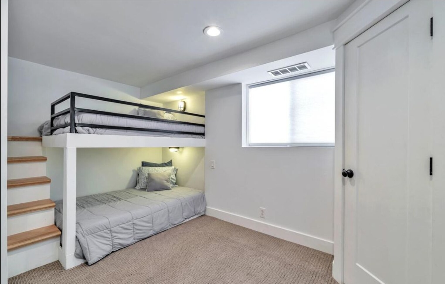 Building Photo - 1628 S 500 E