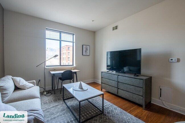 Building Photo - 1820 E Broad St