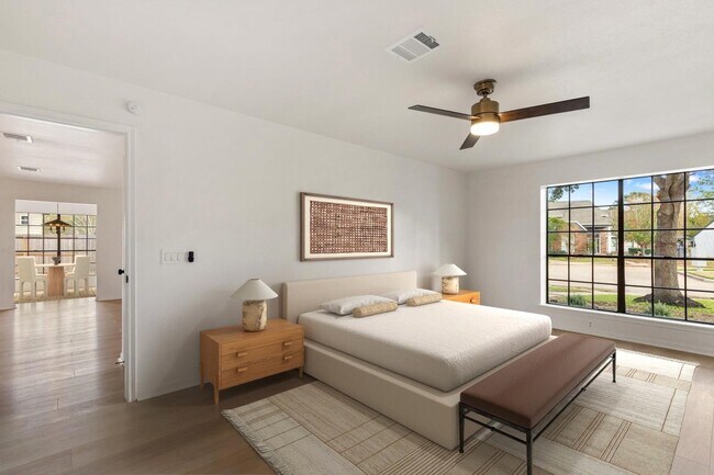 Building Photo - 15411 Robin Grove Ct