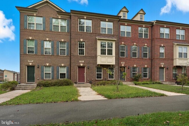 Building Photo - 15983 Marsh Pl