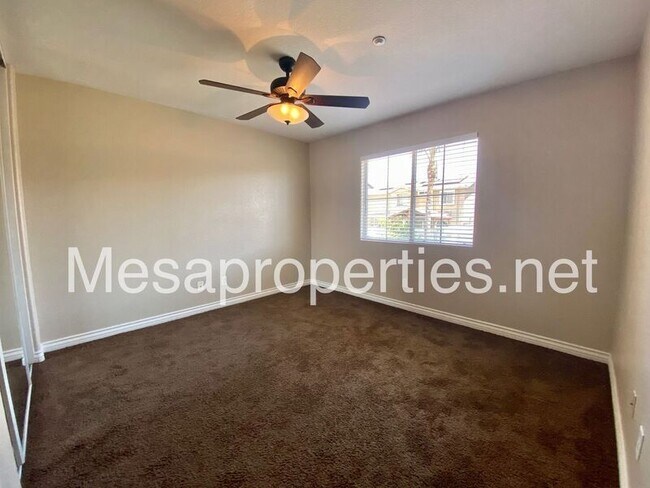 Building Photo - 7195 Oak Tree Pl