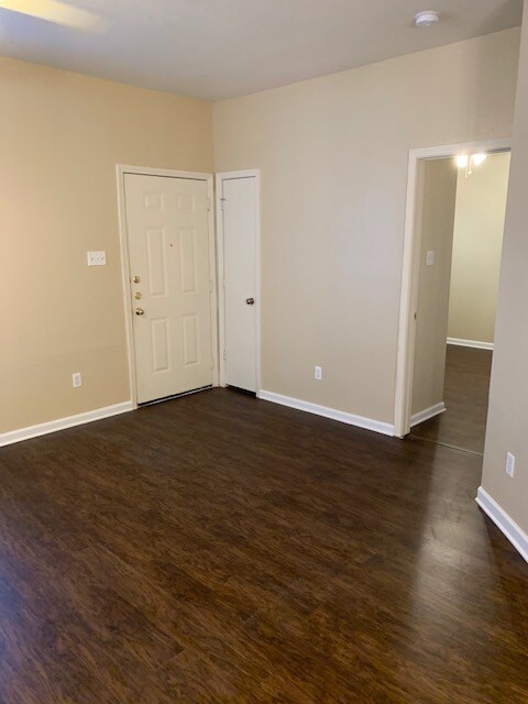 Building Photo - 3003 Whisper Oaks Ln